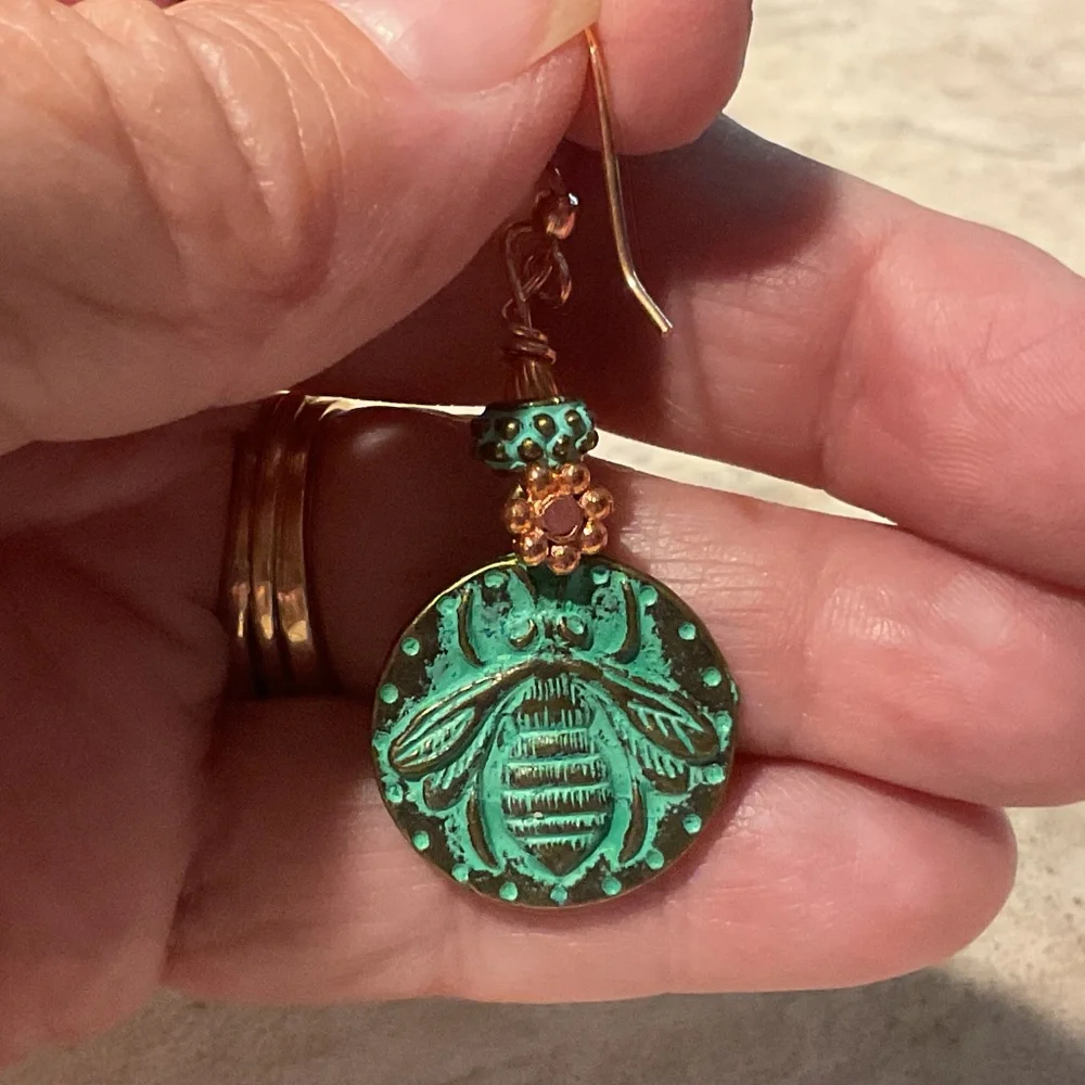 Artisan made earrings copper brass Bee round dangle pierced 1.5” New